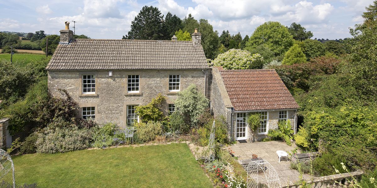 Georgian Cottage For Sale In Somerset With Famous Gardens
