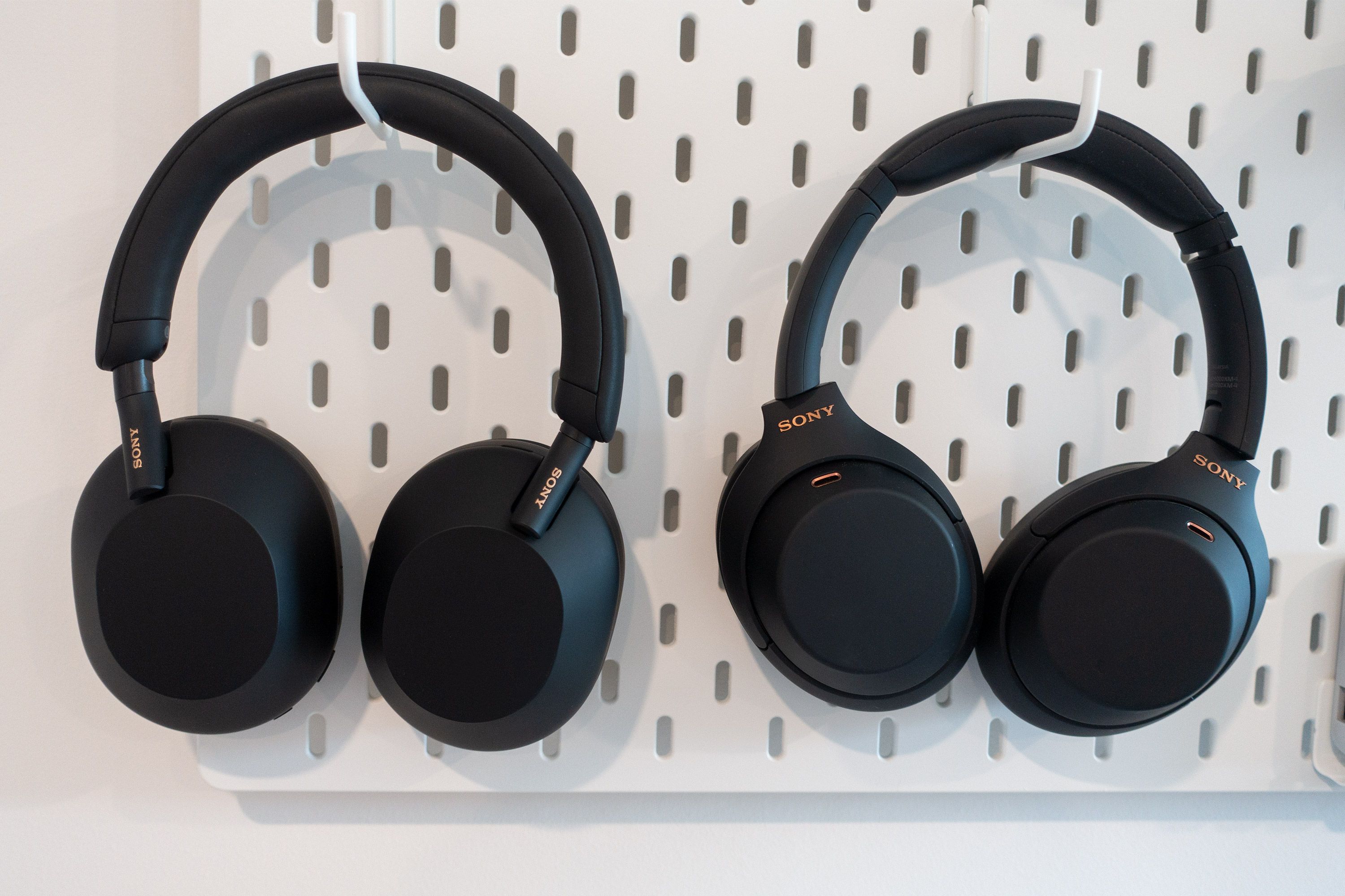 オーディオ機器 ヘッドフォン Sony WH-1000XM5 Noise-Canceling Headphones Review: Kings of Comfort