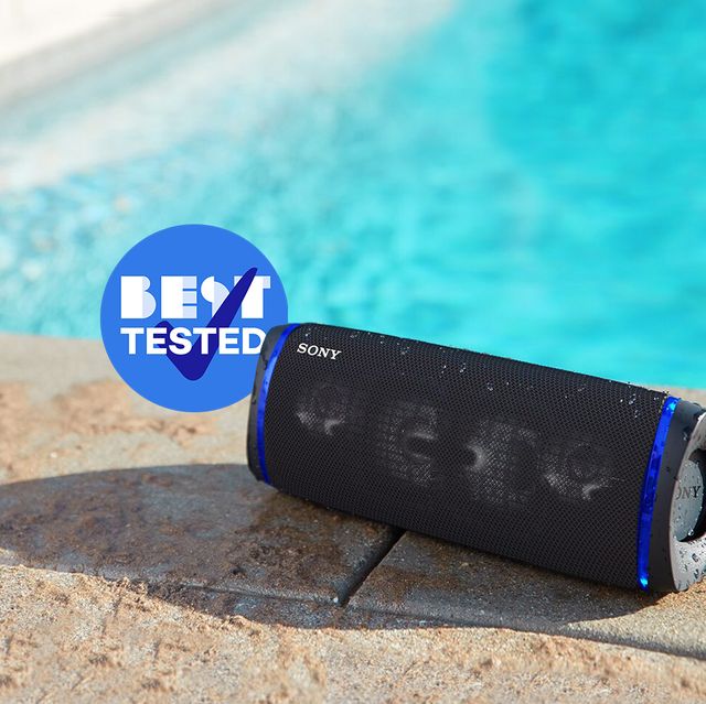 sony srs xb33 waterproof bluetooth speaker next to pool