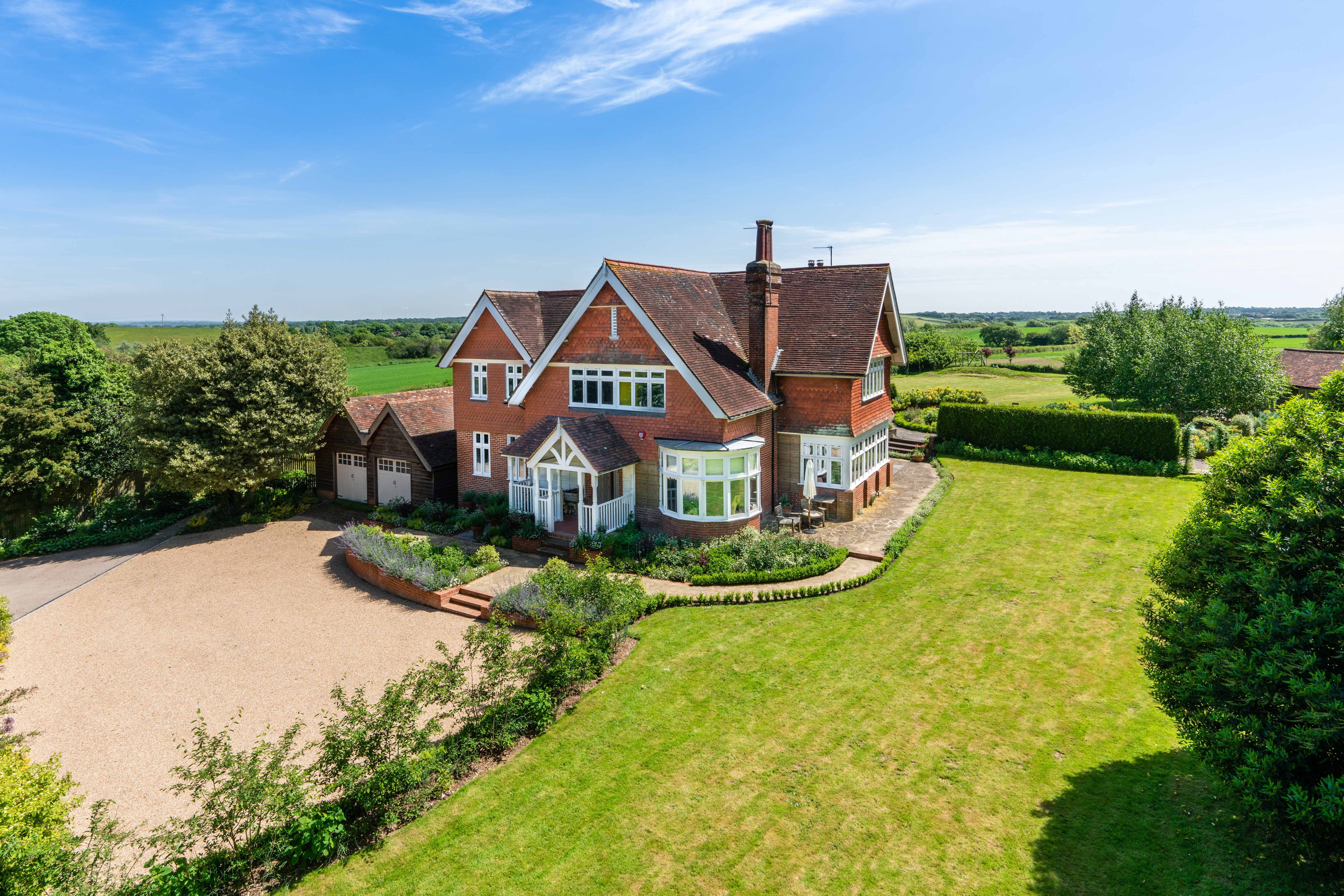 East Sussex Home Of Sophie Ellis Bextor S Father For Sale Celebrity Homes For Sale