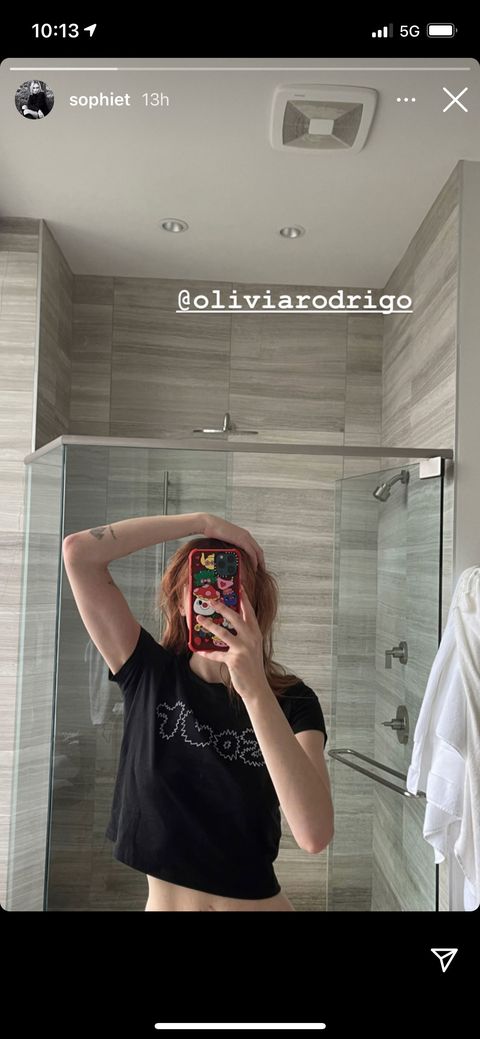 sophie turner with her red hair