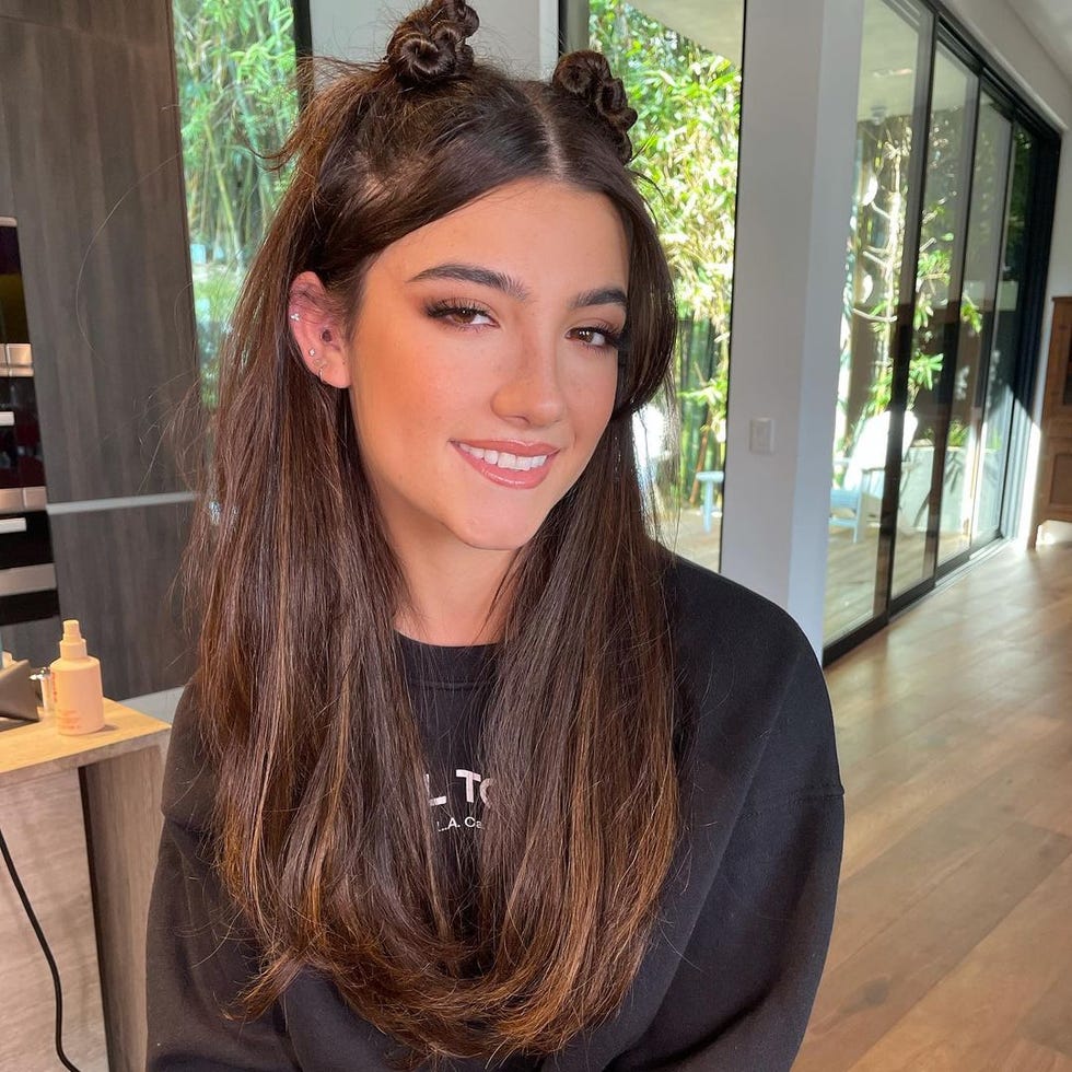 1 - Space bun, cosa sono e come si realizzano