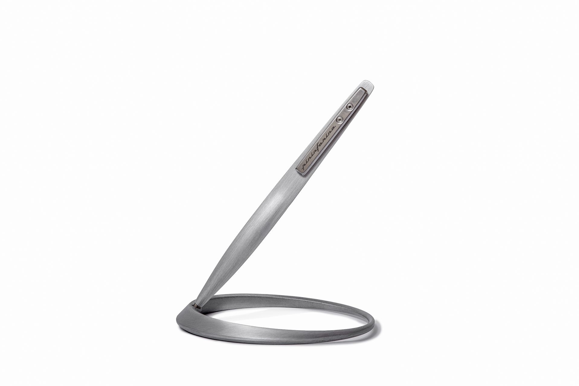Pininfarina presenta la penna che è andata nello spazio