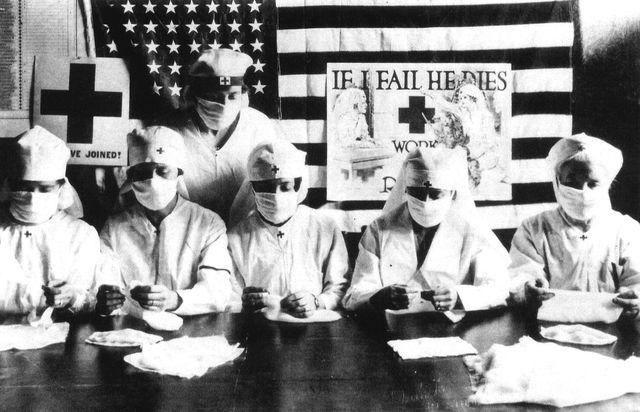 unspecified   january 27  red cross volunteers fighting against the spanish flu epidemy in united states in 1918  photo by apicgetty images