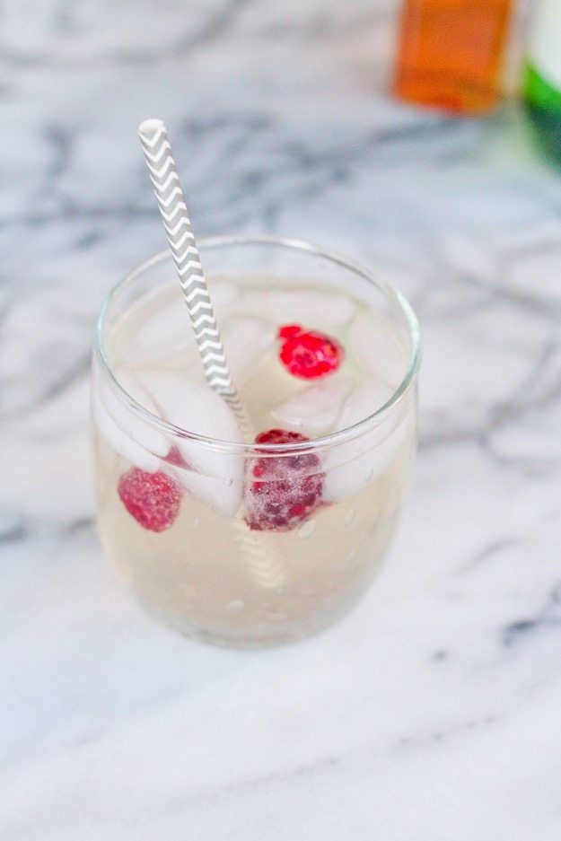 25 Mocktail Recipes That Really Taste Good - Alcohol-Free Drinks