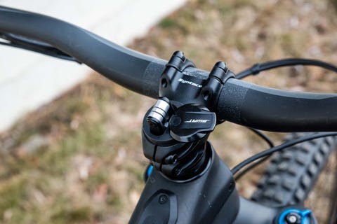 Bicycle part, Bicycle handlebar, Bicycle, Bicycle wheel, Vehicle, Bicycle frame, Hybrid bicycle, Road bicycle, Mountain bike, Bicycle saddle, 