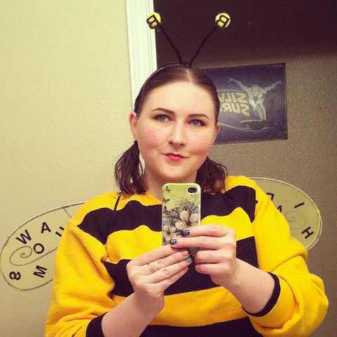 spelling bee pun halloween costume