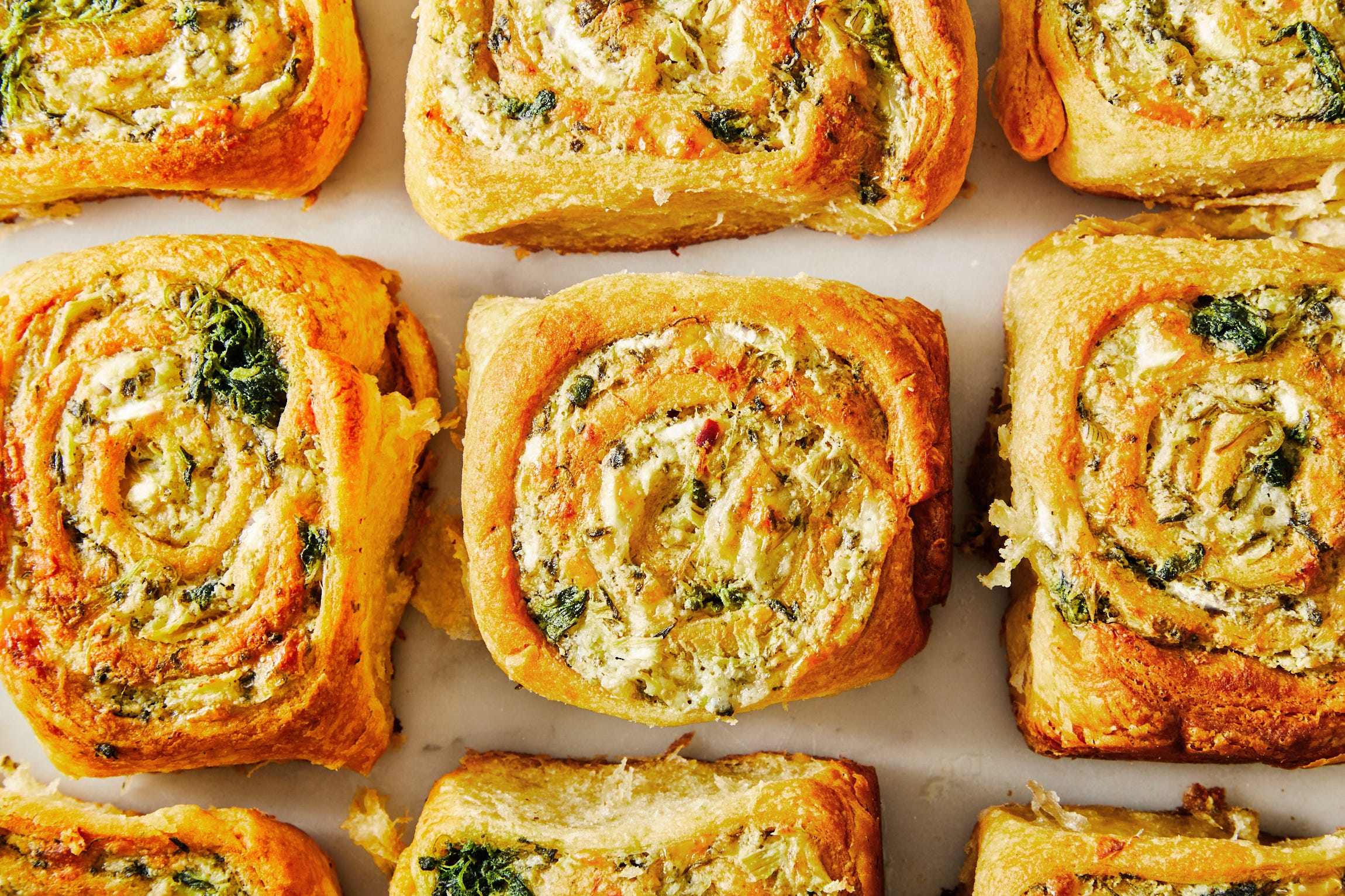 Spinach-Artichoke Buns Are A Super Bowl-Worthy Upgrade To The Staple Party Dip