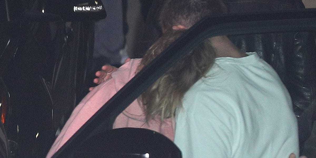 Justin Bieber Comforted by Church Friends After Selena Gomez's Hospitalization News Breaks Justin Bieber Comforted by Church Friends After Selena Gomez's Hospitalization News Breaks