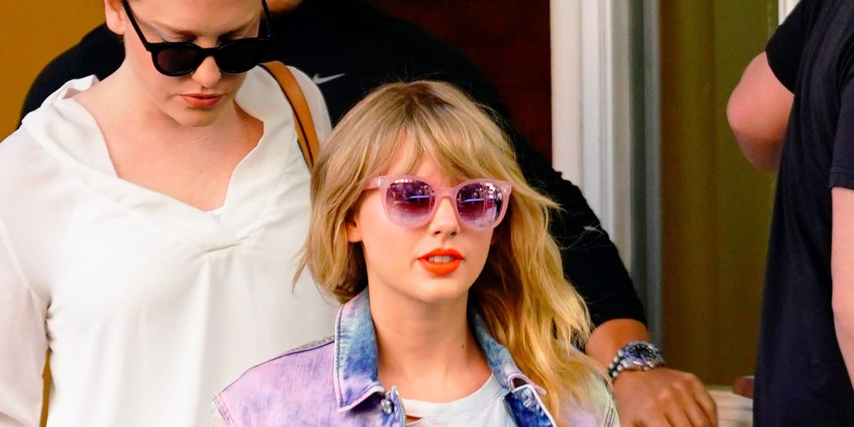 A Guide To Taylor Swifts Enamel Pins What Do Taylor Swifts Pins On