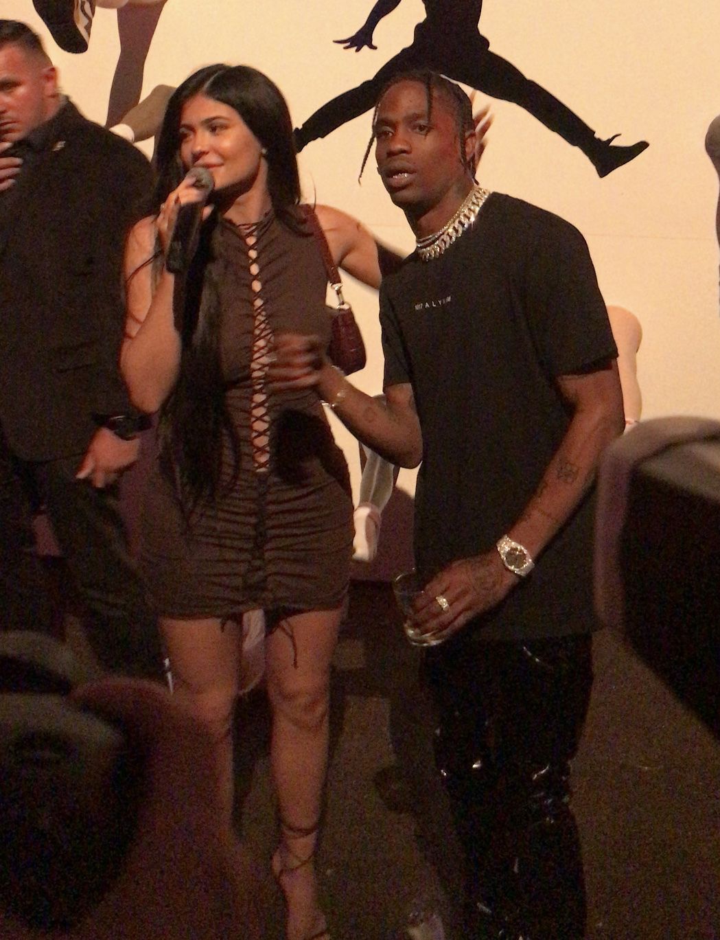 Kylie Jenners Dress Was So Revealing At Travis Scotts Birthday