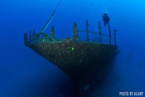 30 Stunning Shipwrecks That Will Blow Your Mind