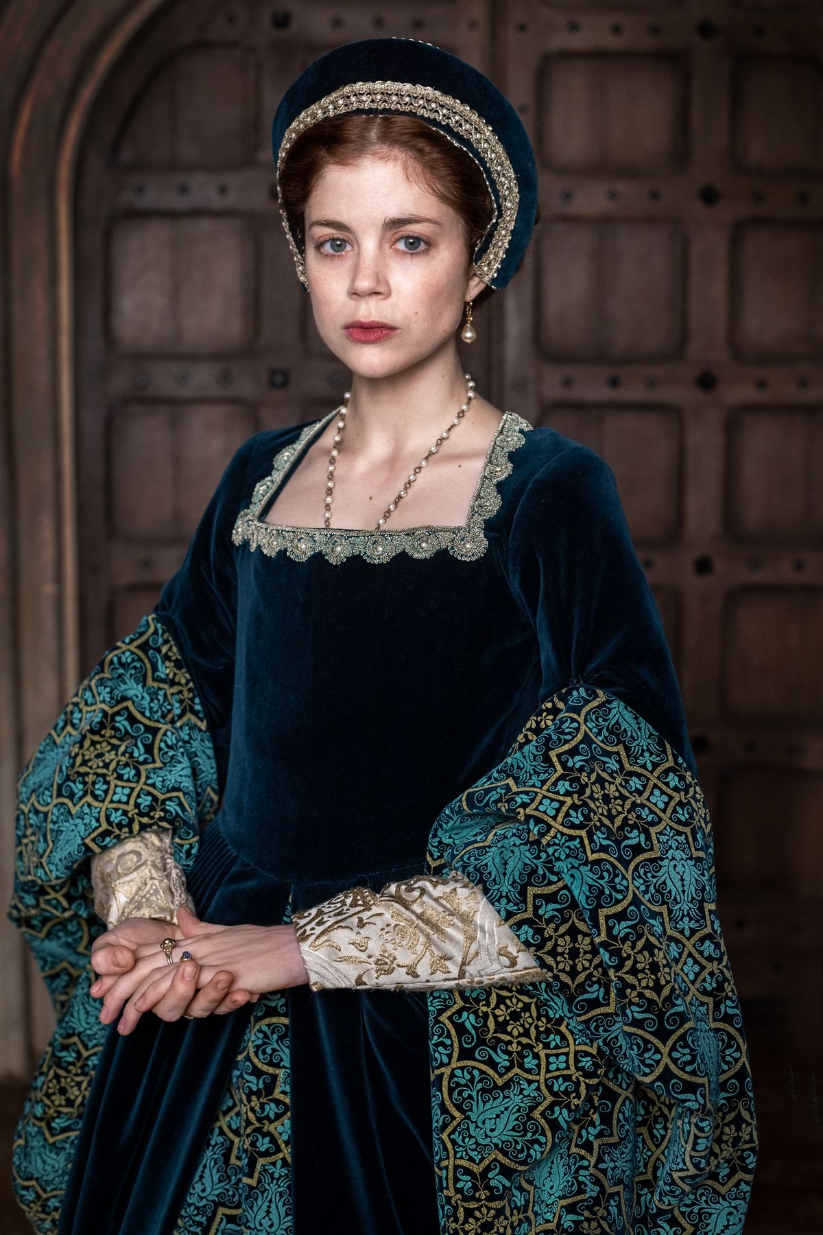 The Spanish Princess's Charlotte Hope Interview About Catherine of Aragon's  Infertility