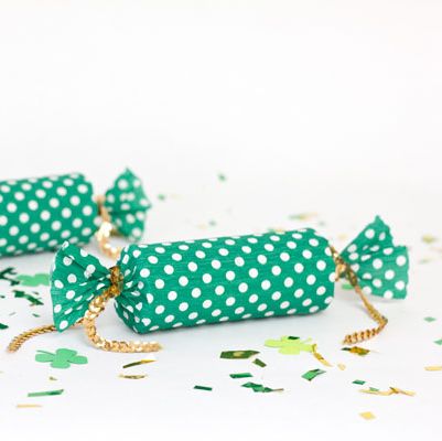st patricks day decorations confetti poppers