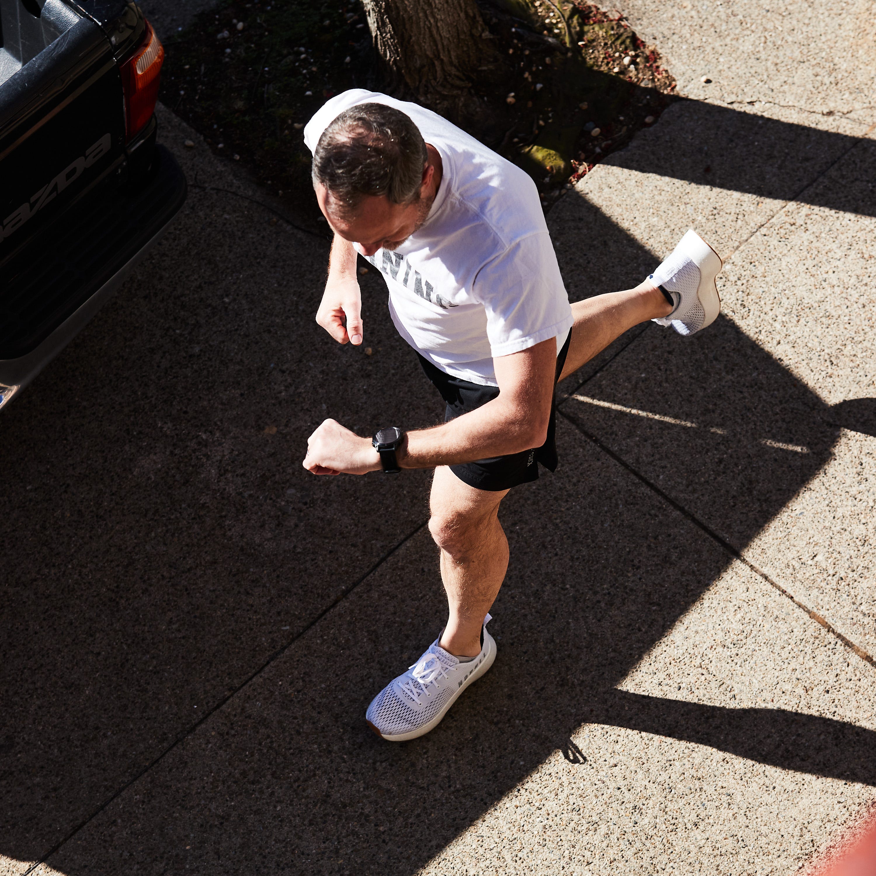 Your Guide to All Those Smart Watch Run Metrics You’re Seeing These Days