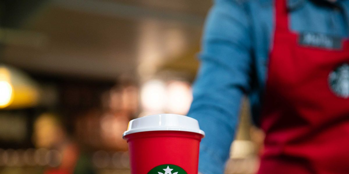 Starbucks Christmas Hours 2021 - Is Starbucks Open Christmas Day?