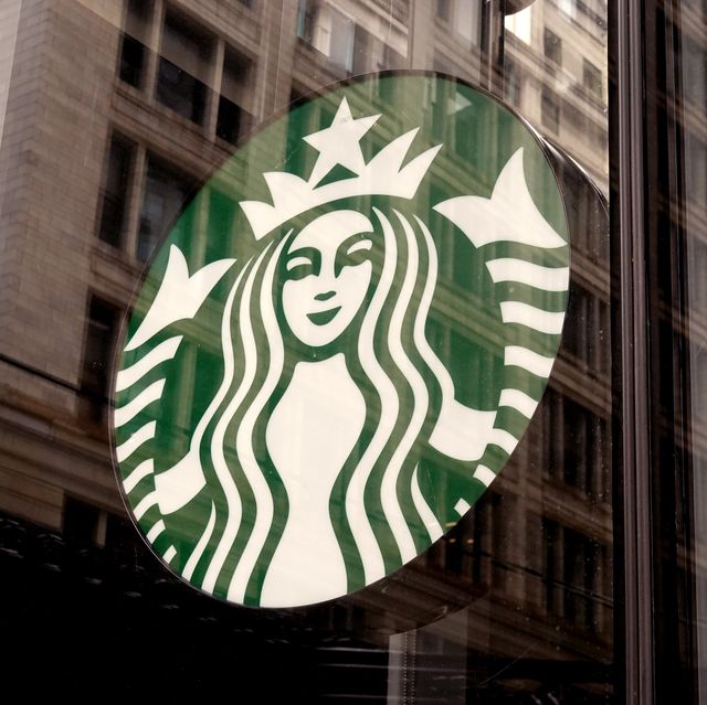 starbucks workers at a chicago location begin unionization attempt