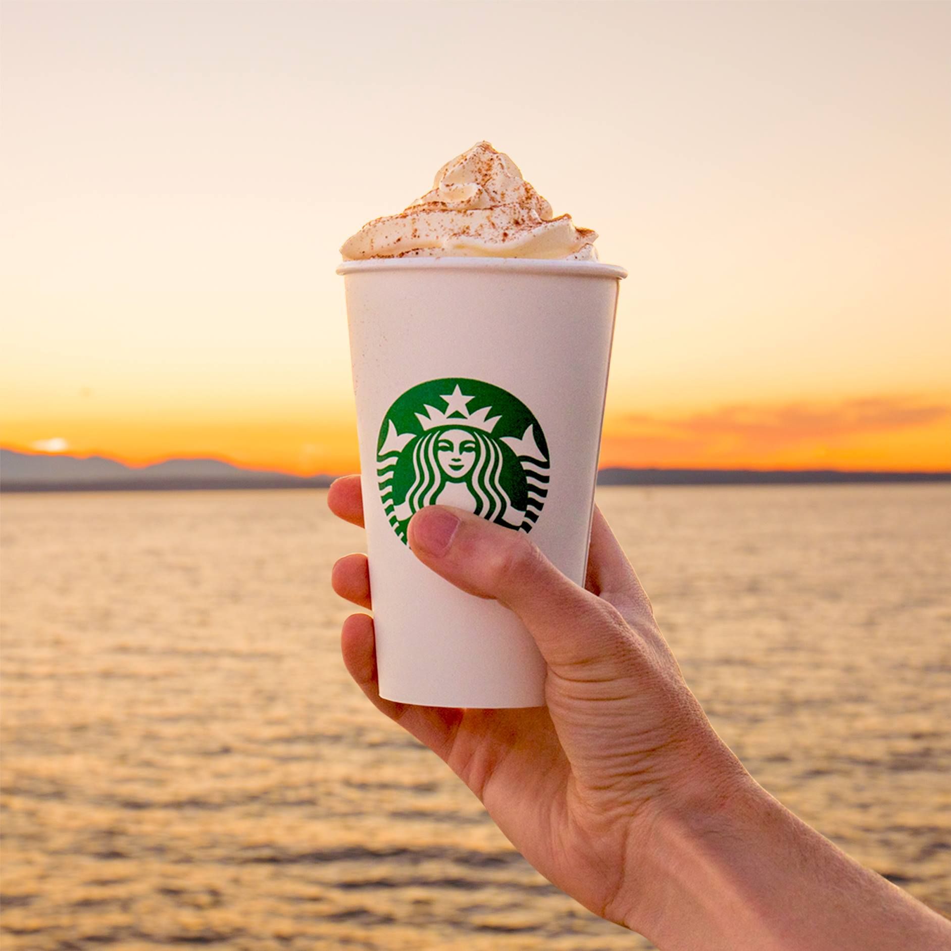  The Pumpkin Spice Latte.  10 popular drinks at starbucks