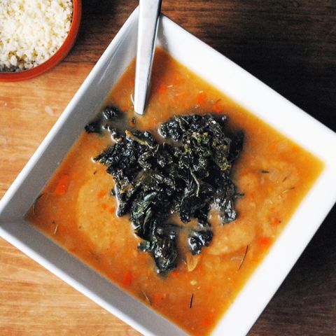 10 Slimming Soups That Still Satisfy
