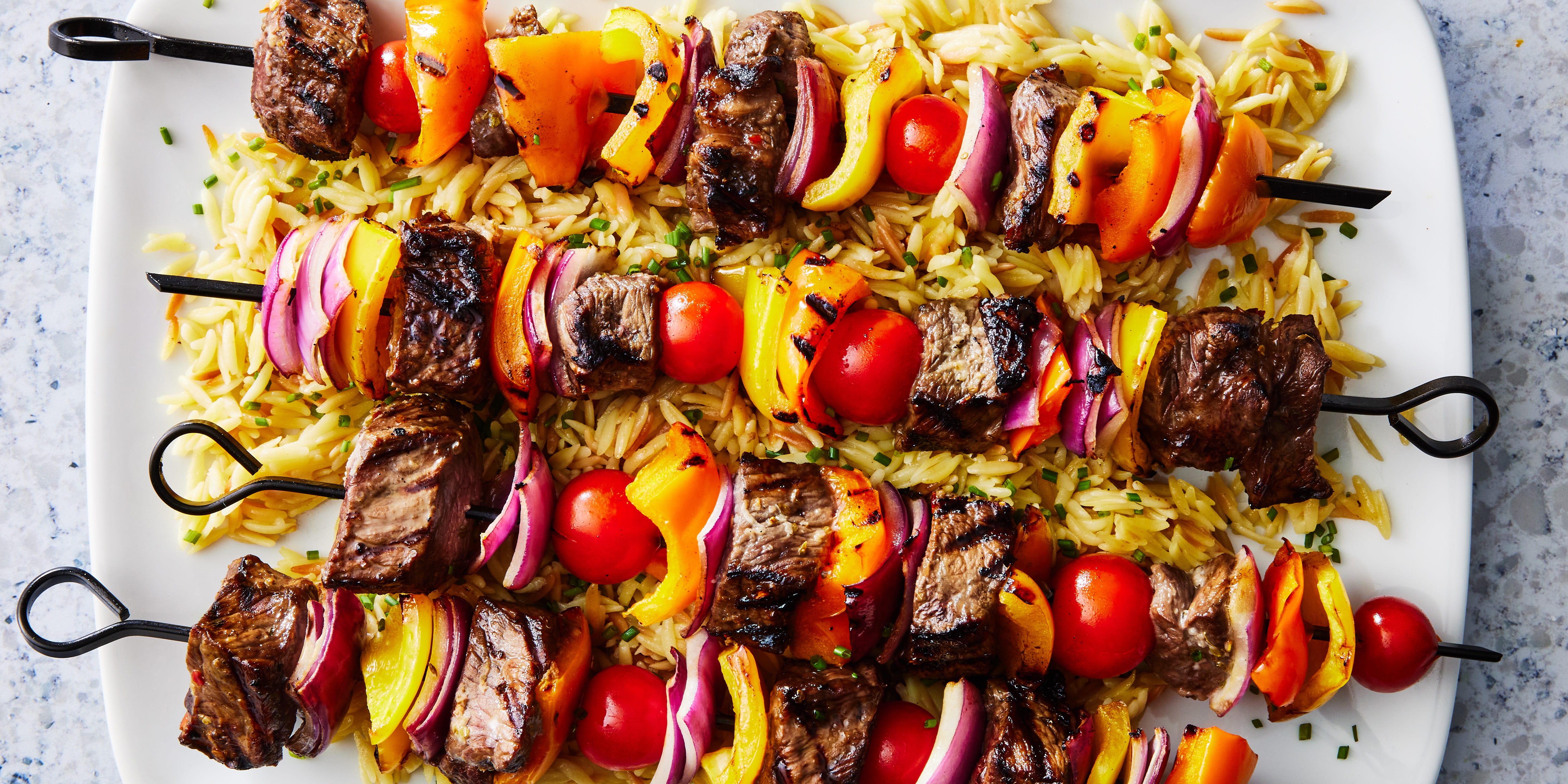 Steak Kebab Bowls Are The Dinner To Make When You're Dreaming Of Summer