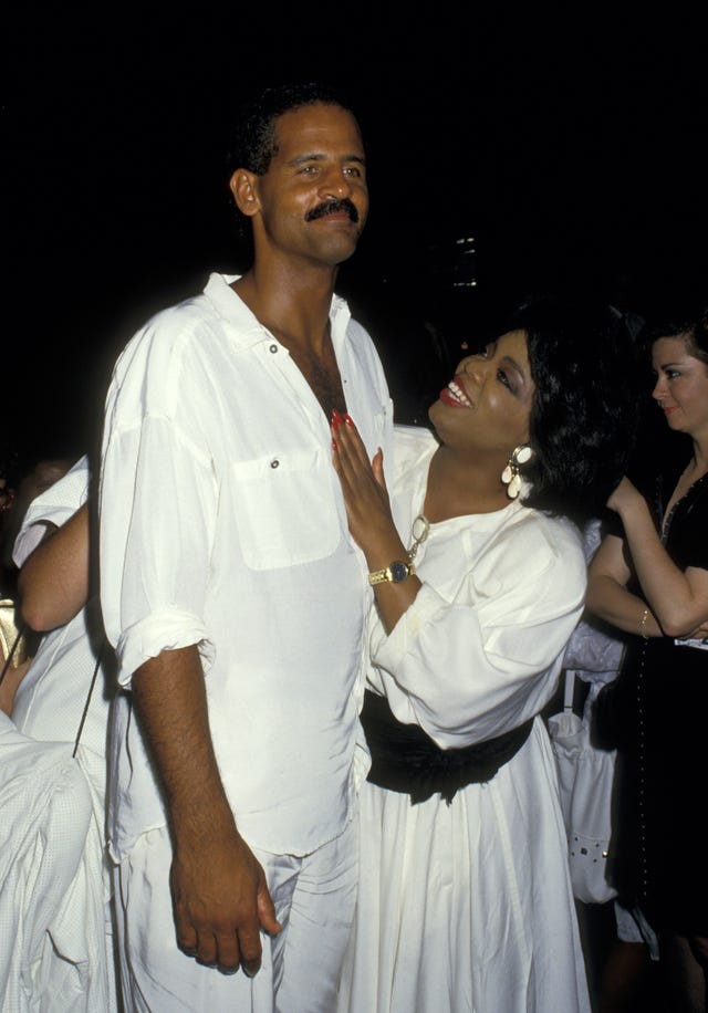 oprah winfrey et stedman graham oprah winfrey et stedman graham aperçus au restaurant stingfellow's après la 14e journée annuelle's restaurant after the 14th annual day