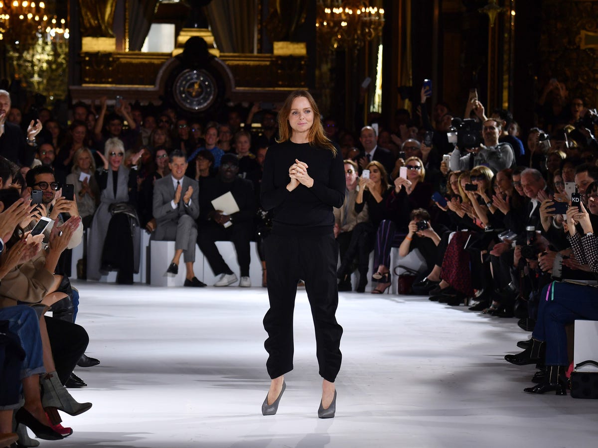 Stella McCartney to be honoured at the Fashion Awards next week