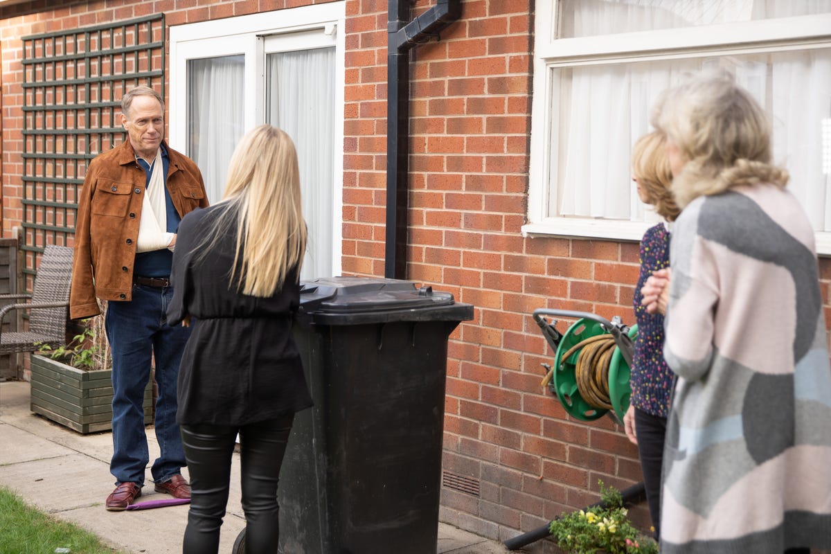 Coronation Street killer Stephen Reid faces new family crisis as his ...