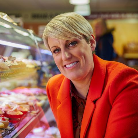 Steph McGovern leaves fans in stitches with face mask gaffe