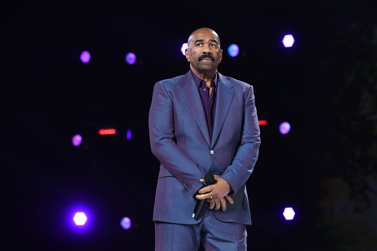 Steve Harvey Shares Inspiring Tweets Ahead of His Last Talk Show ...