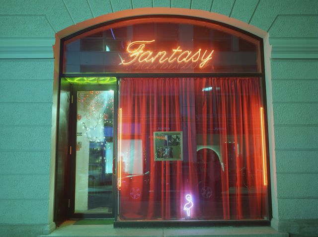 store window with "fantasy" sign
