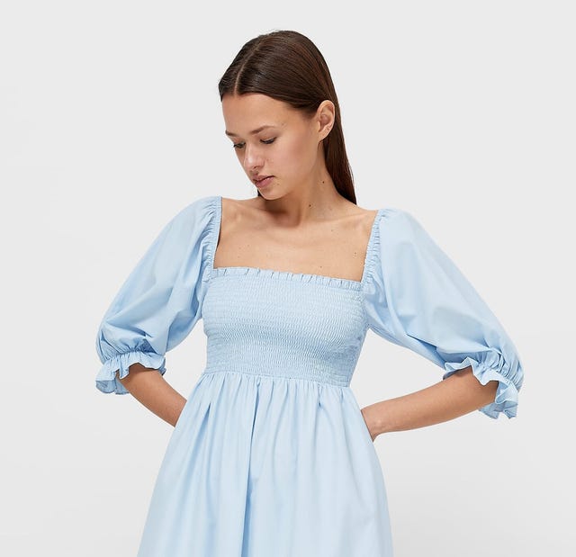El vestido de Stradivarius que promete 'petarlo' en primavera El vestido de Stradivarius que promete 'petarlo' en primavera