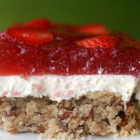 healthy strawberry pretzel salad healthy strawberry pretzel salad