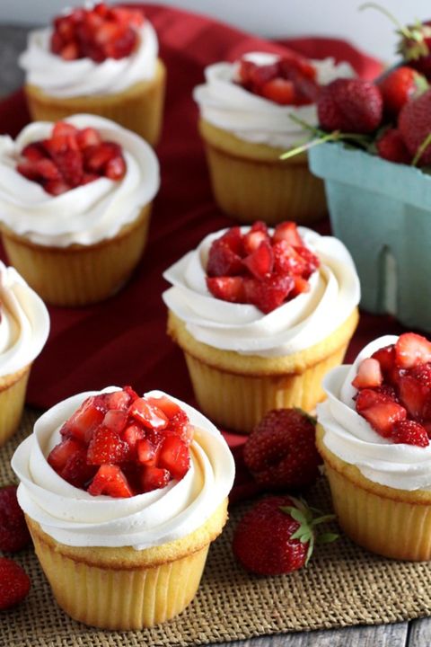 strawberry shortcake cupcake