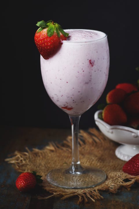 food, strawberry, drink, strawberries, non alcoholic beverage, batida, alcoholic beverage, daiquiri, raspberry, smoothie,