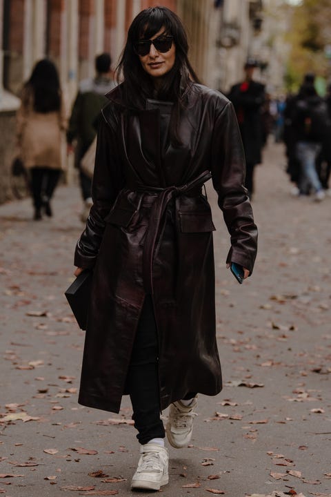 Paris Street Style Fall 2021 - The Best Street Style at Paris Fashion ...