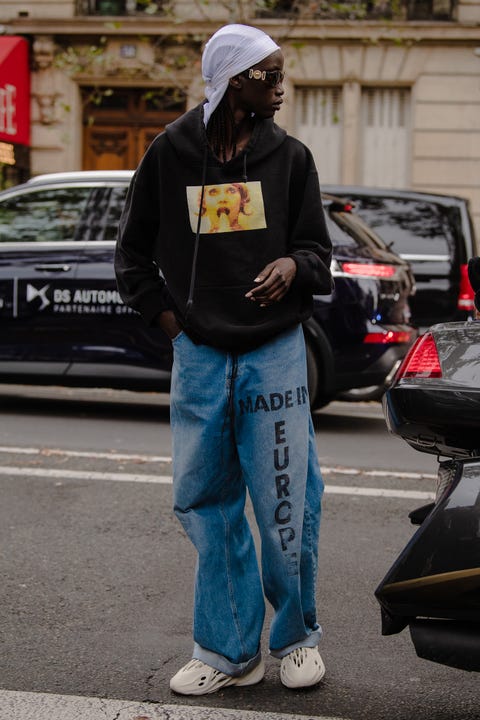 Paris Fashion Week Street Style Spring 2022