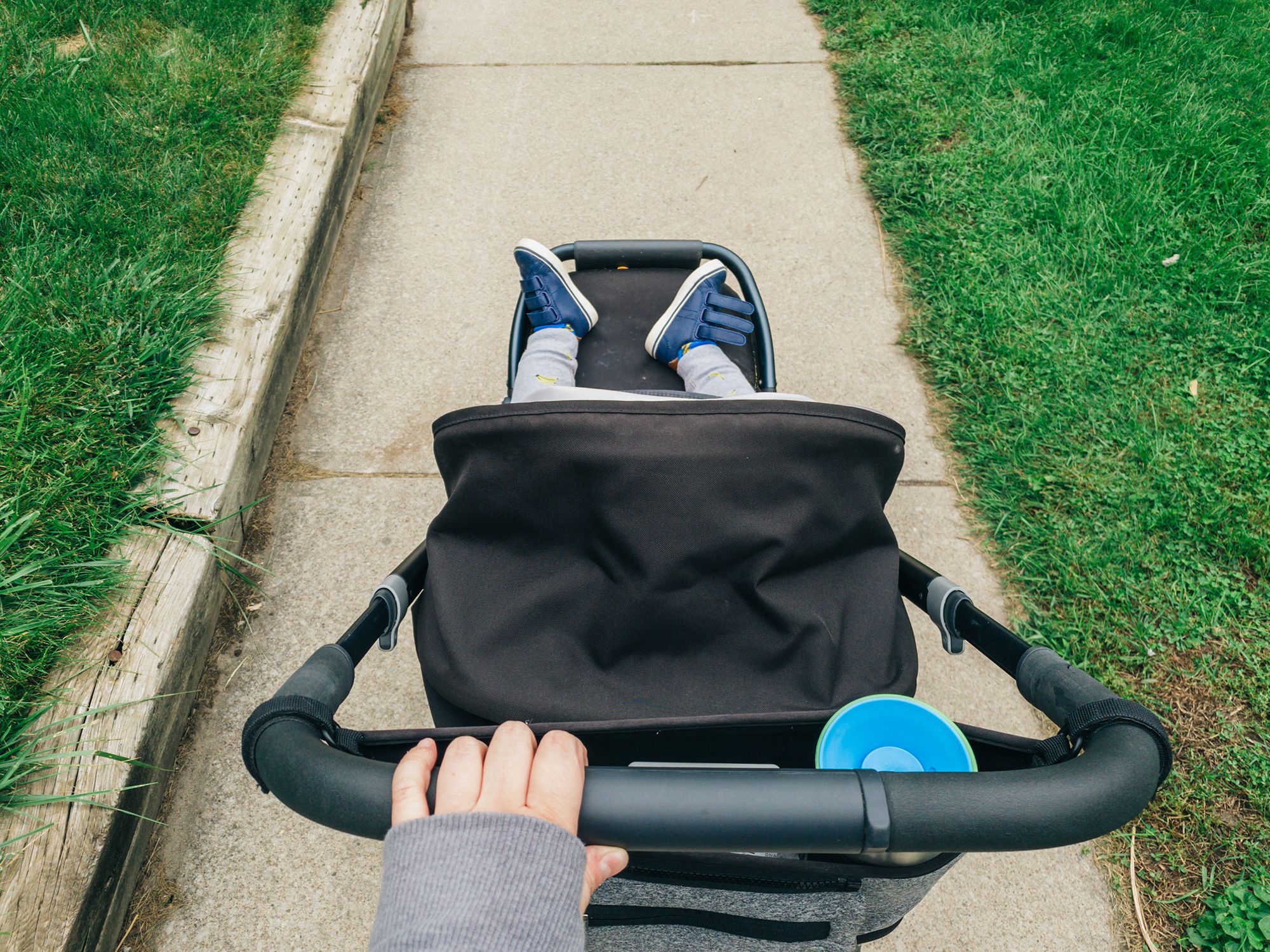 Pram Stroller Accessories Pram Hanging Bag Portable Travel Baby Bottle Holder LL 