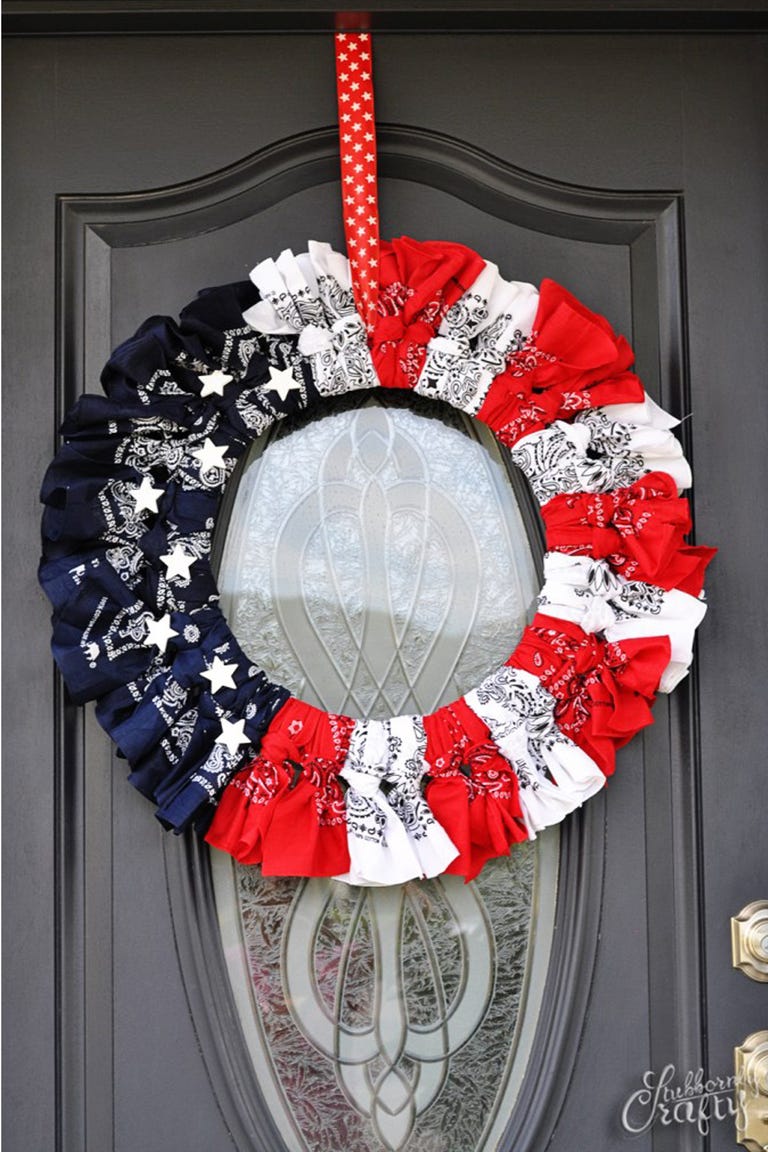 20 DIY 4th of July Wreaths - Easy Ideas for Fourth of July Wreath Crafts