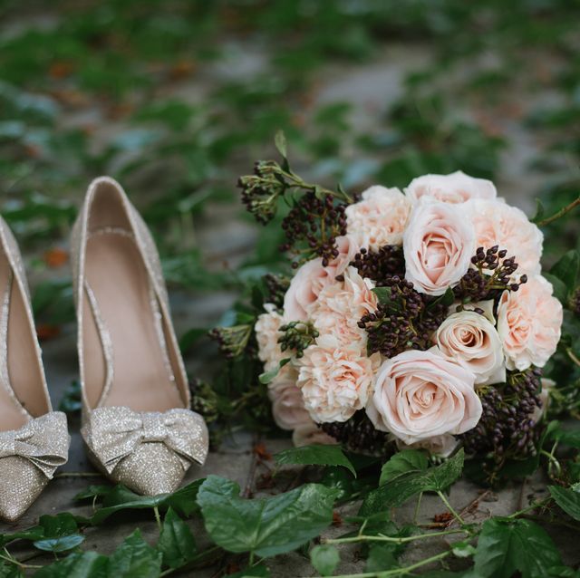 Photograph, Footwear, Bouquet, Pink, Flower, Shoe, Floral design, Plant, Flower Arranging, Rose, 