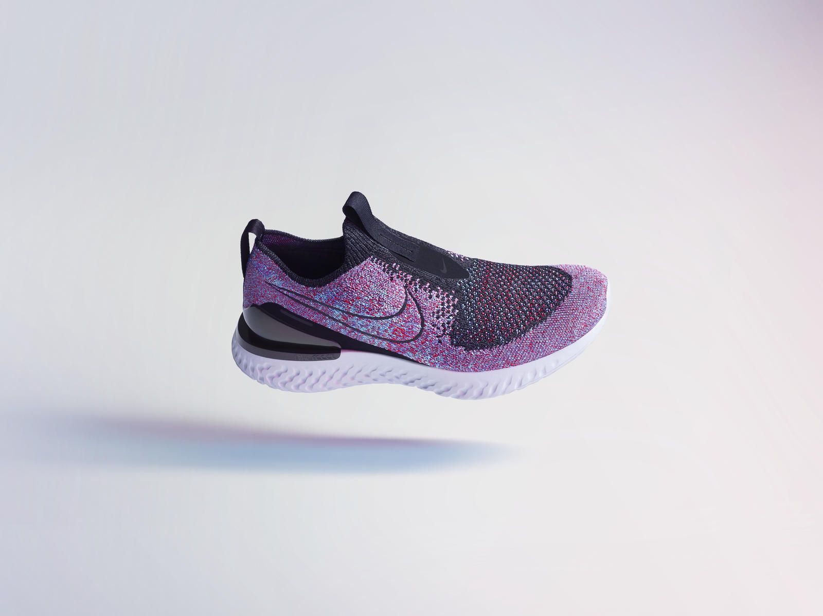 nike epic flyknit shoes