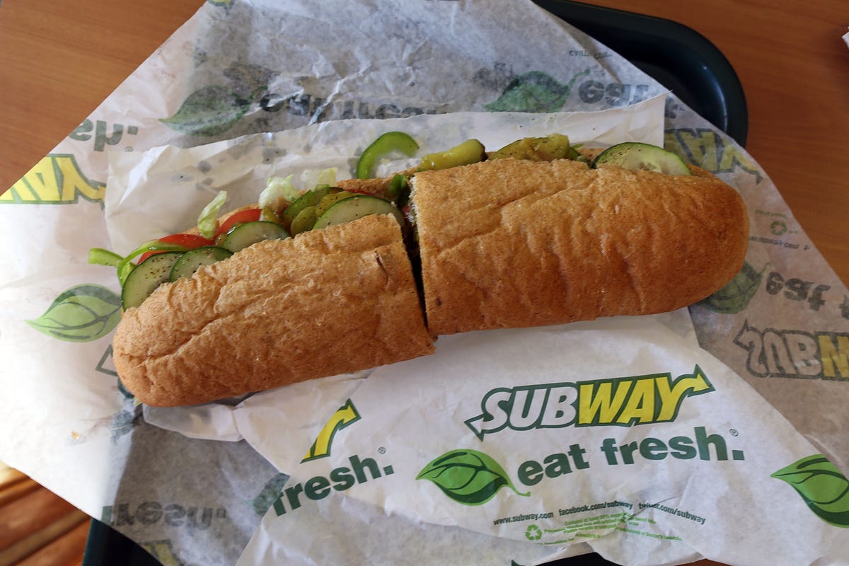 subway-is-ending-its-famous-5-footlong-deal-where-to-buy-a-5-foot