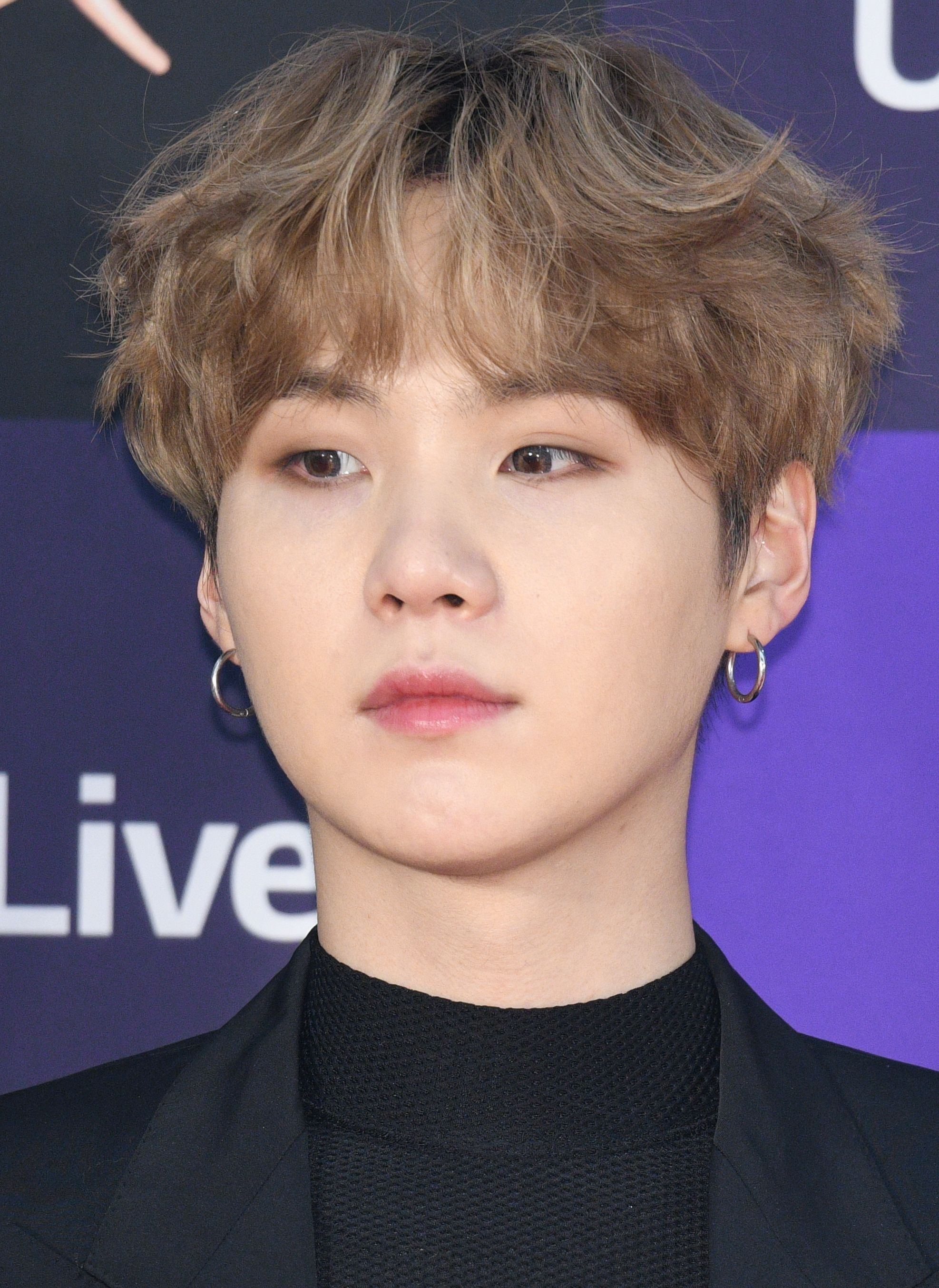 BTS（防弾少年団）“ユンギ”ことSUGA（シュガ）の着用ブランドや私服を総覧