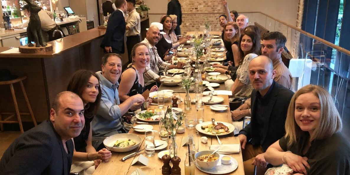 Suits Cast Dinner Before Royal Wedding - Cast of Suits Attends Prince Harry Meghan Markle Wedding