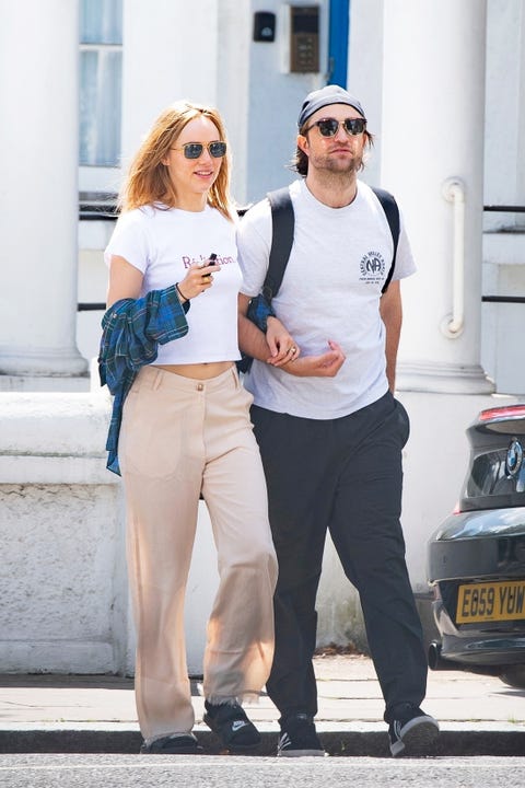 suki waterhouse and robert pattinson