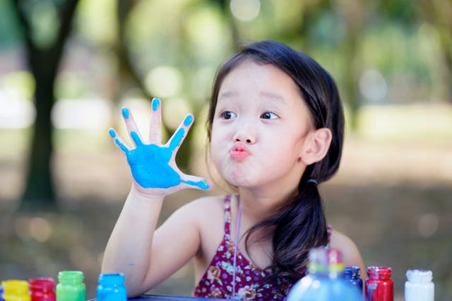 summer crafts child painting