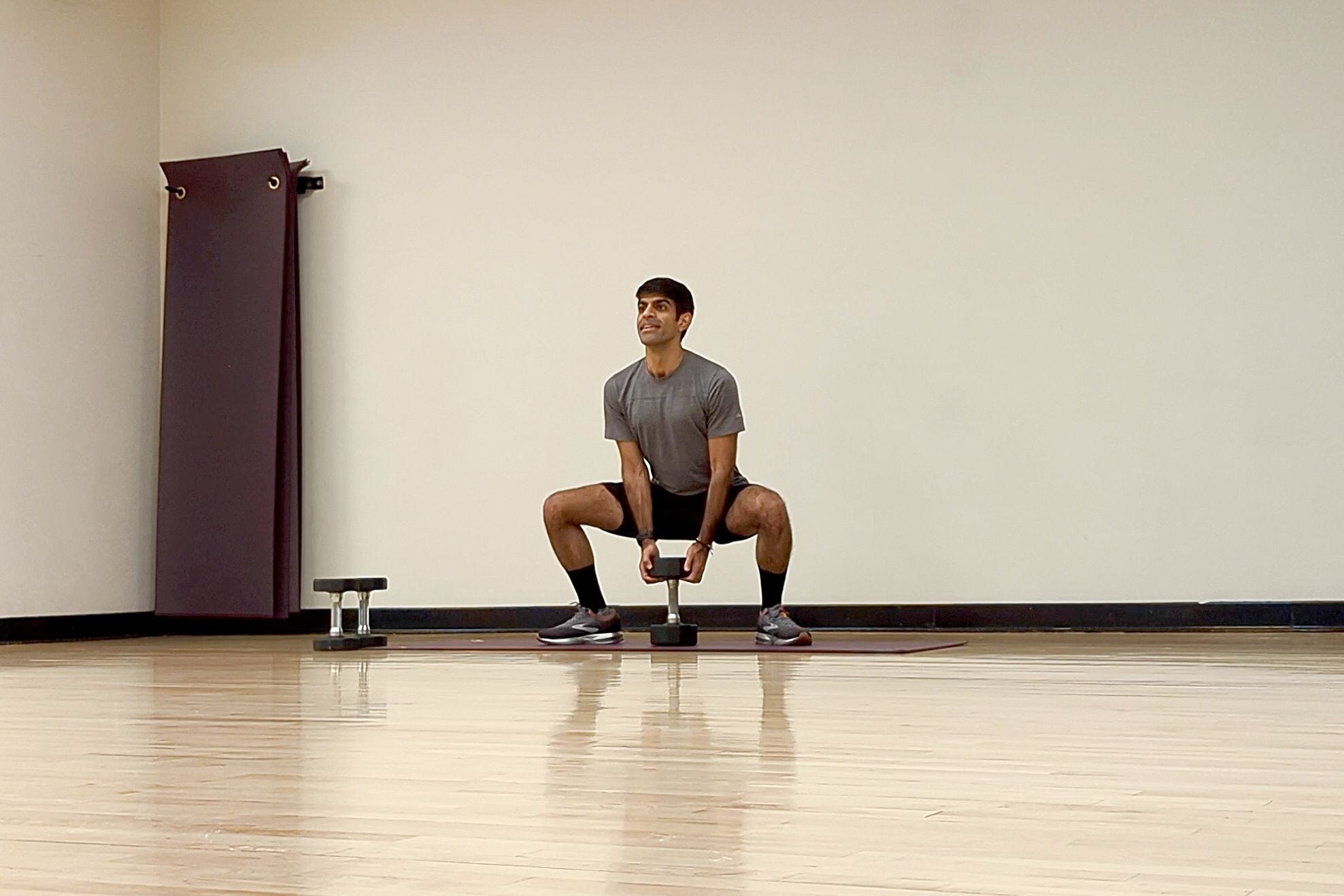 Build Stronger Glutes With This Dumbbell Workout