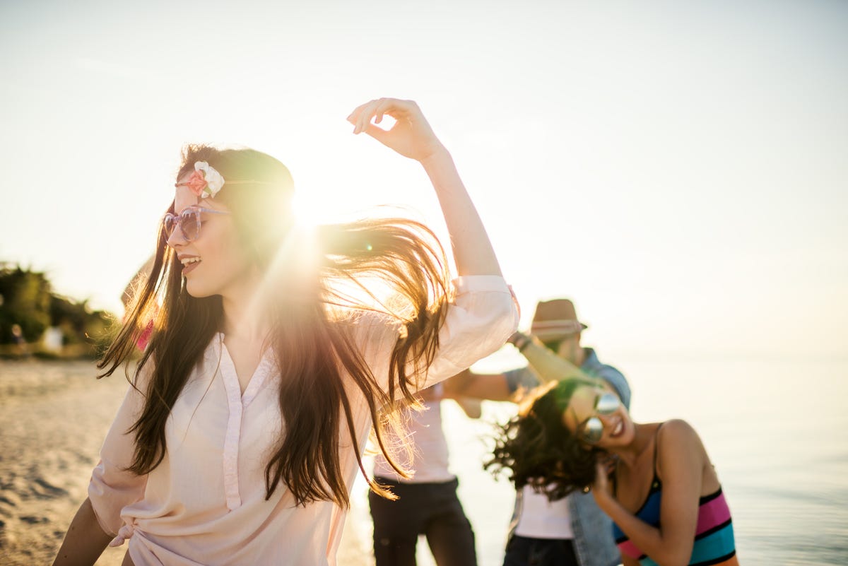 10 songs for sunny days and summer evenings