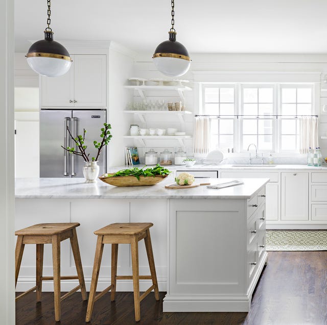 Creamy White Cabinets Paired With Supreme White Quartzite