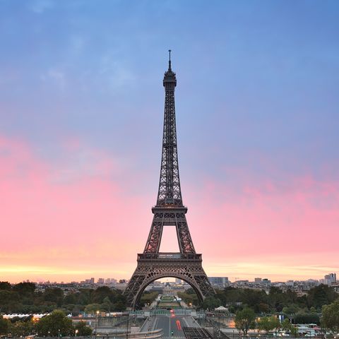 Sunrise in trocadero place with the beautiful Eiffel Tower