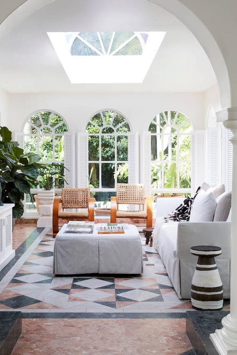 12 Pretty Sunroom Ideas Chic Designs Decor For Screened In Porches